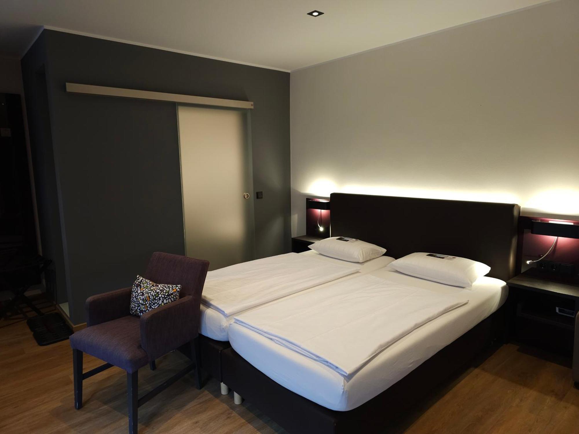 Weinhotel Restaurant Klostermuehle Ockfen Екстериор снимка